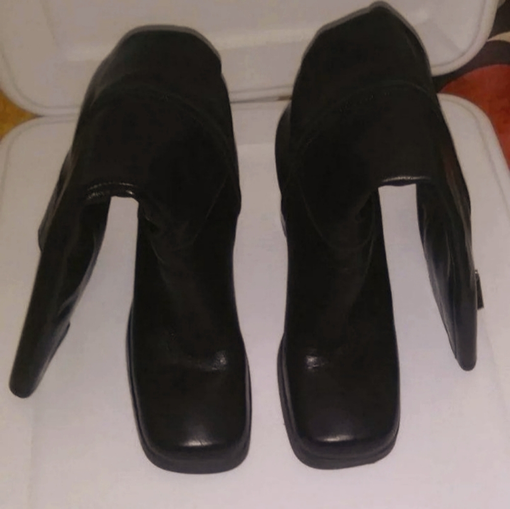 Vintage Tommy Hilifiger Black Boots